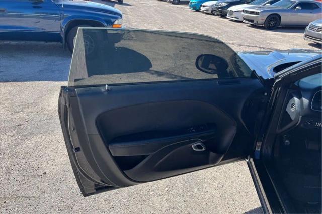 2017 Dodge Challenger SXT