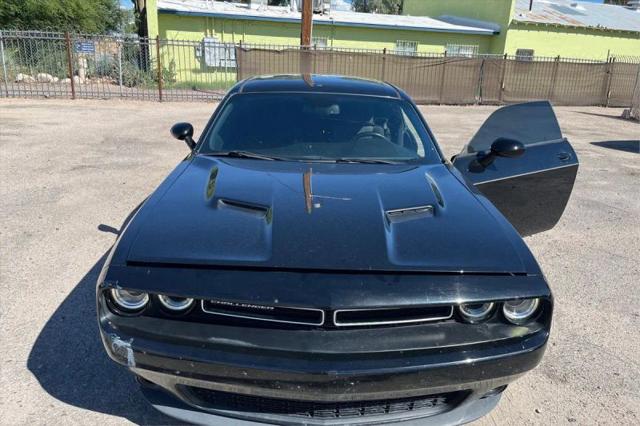 2017 Dodge Challenger SXT