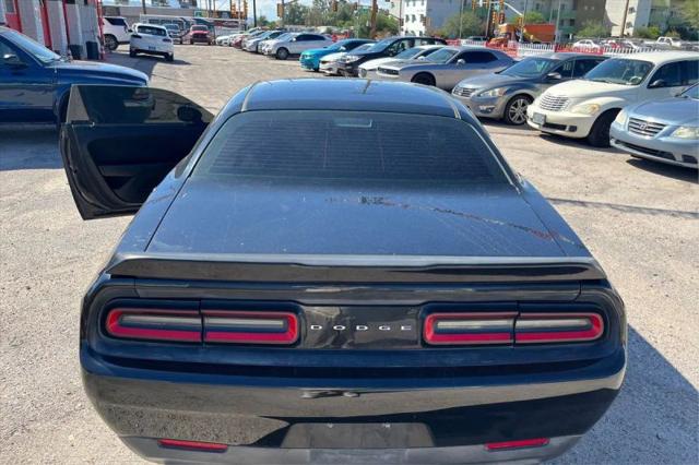 2017 Dodge Challenger SXT