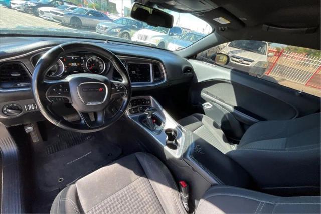 2017 Dodge Challenger SXT