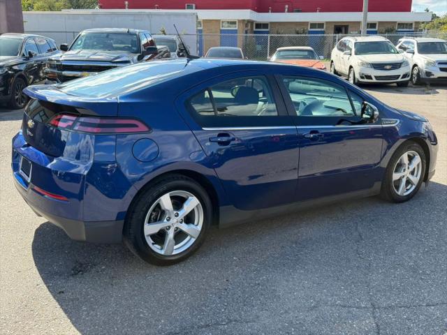 2013 Chevrolet Volt Base