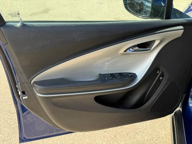 2013 Chevrolet Volt Base