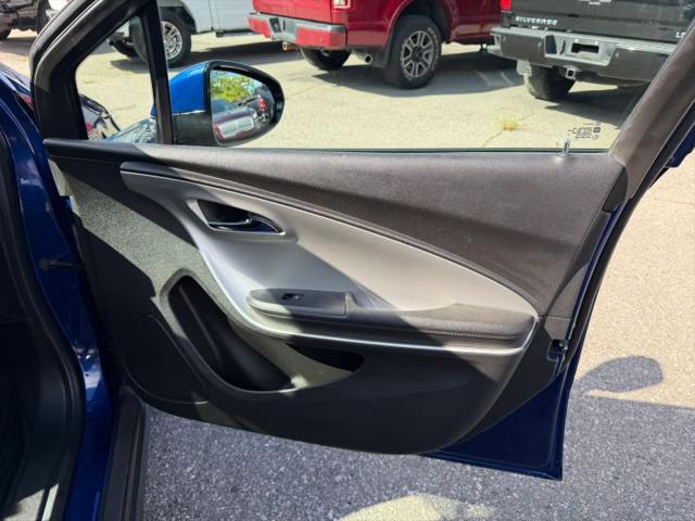 2013 Chevrolet Volt Base