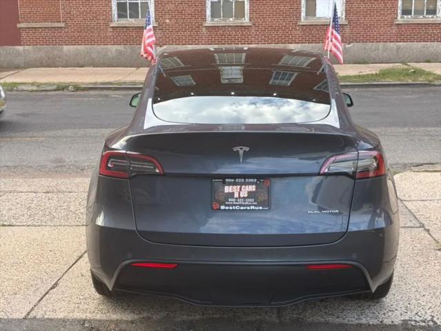 2022 Tesla Model Y Long Range Dual Motor All-Wheel Drive