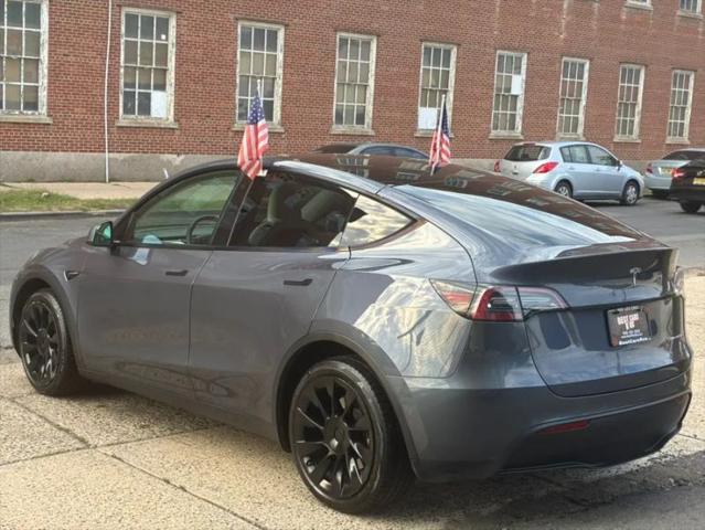 2022 Tesla Model Y Long Range Dual Motor All-Wheel Drive