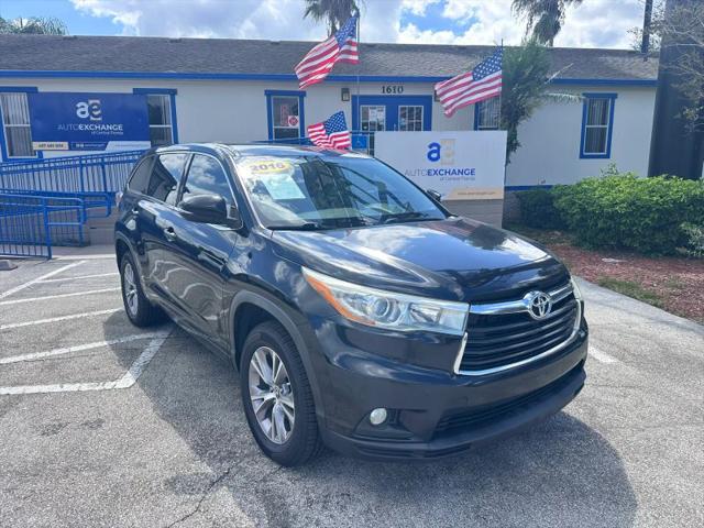2016 Toyota Highlander LE Plus V6 for sale in Kissimmee, FL