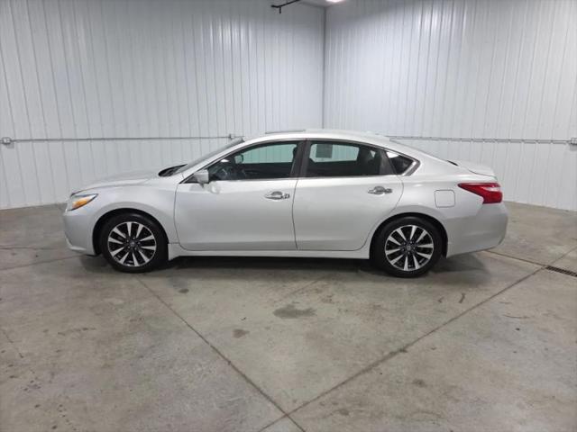 2016 Nissan Altima 2.5 SV for sale in Sioux Falls, SD
