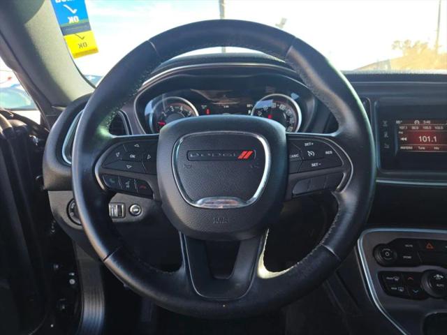 2017 Dodge Challenger SXT