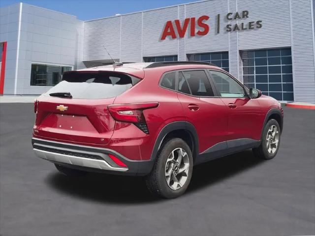 2025 Chevrolet Trax FWD LT
