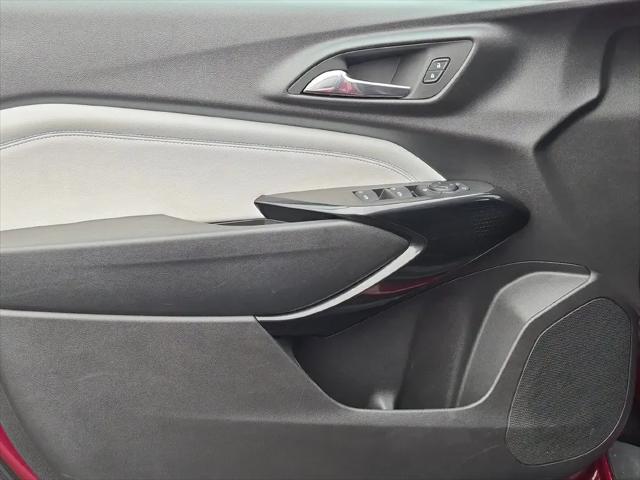 2025 Chevrolet Trax FWD LT