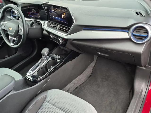 2025 Chevrolet Trax FWD LT