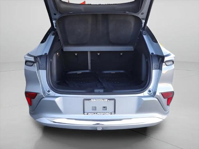 2024 Buick NV Avenir FWD