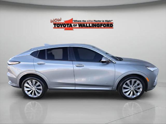 2024 Buick NV Avenir FWD