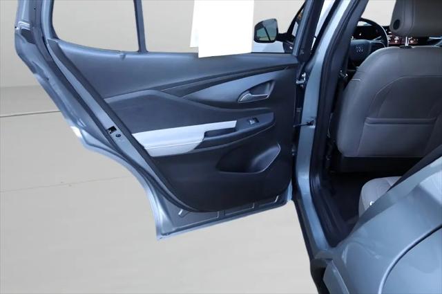 2024 Buick NV Avenir FWD