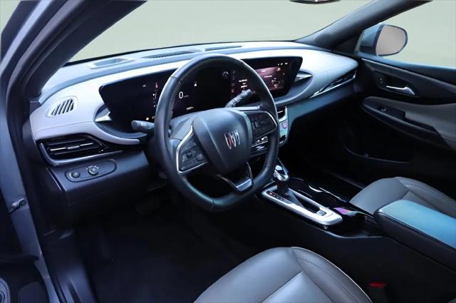 2024 Buick NV Avenir FWD
