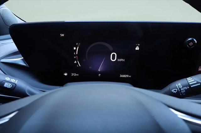 2024 Buick NV Avenir FWD
