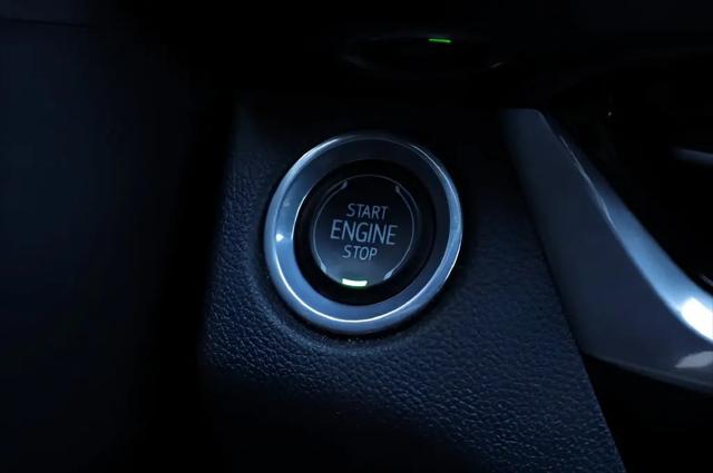 2024 Buick NV Avenir FWD