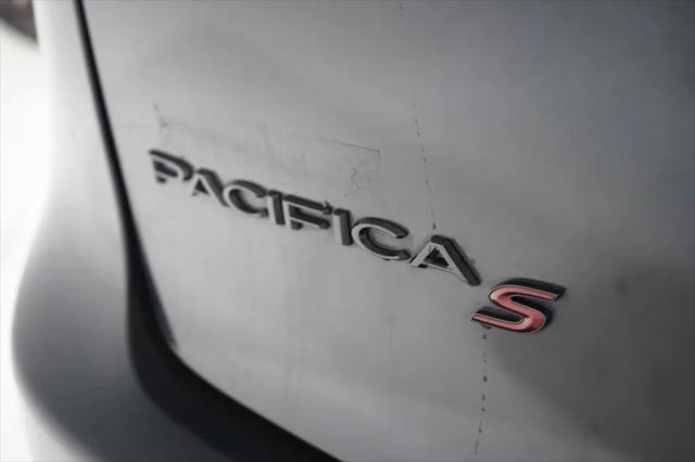 2020 Chrysler Pacifica Red S Edition