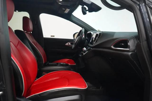 2020 Chrysler Pacifica Red S Edition