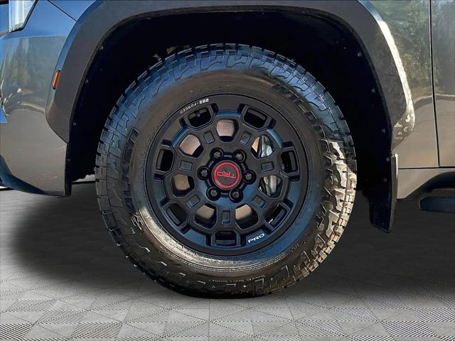 2025 Toyota Sequoia SR5