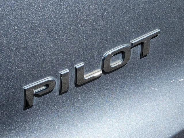2020 Honda Pilot AWD Touring 8 Passenger
