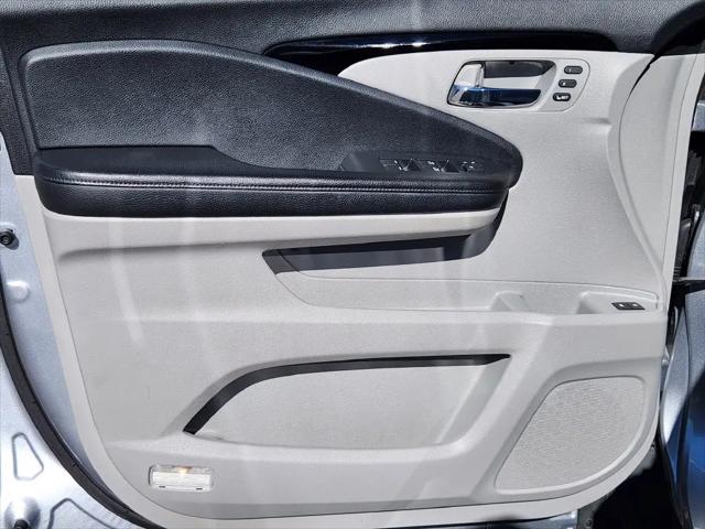 2020 Honda Pilot AWD Touring 8 Passenger