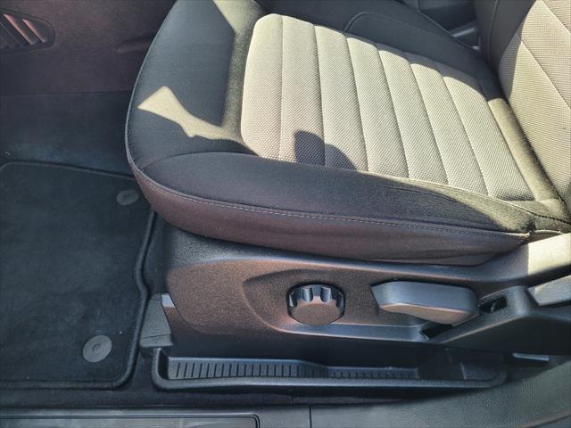 2023 Ford Edge SE