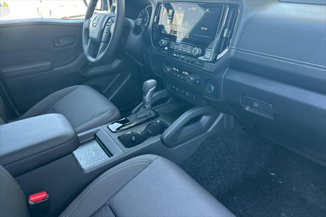 2026 Nissan Frontier Crew Cab Long Bed SV 4x2
