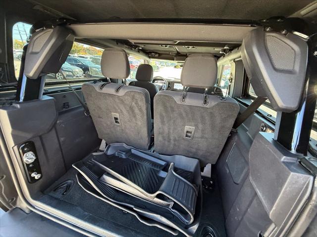 2023 Ford Bronco Base