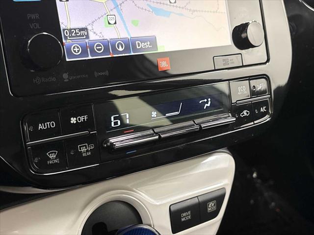 2017 Toyota Prius Four Touring
