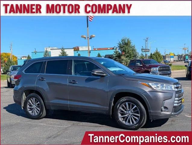 2019 Toyota Highlander XLE for sale in Brainerd, MN