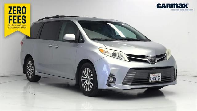2018 Toyota Sienna XLE 8 Passenger for sale in Richland, WA