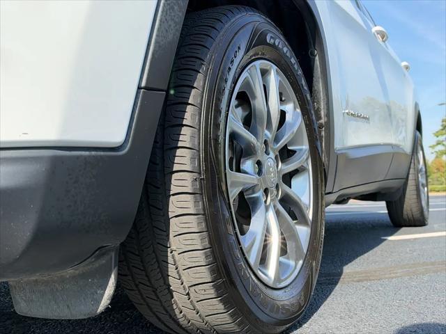 2020 Jeep Cherokee Latitude Lux FWD