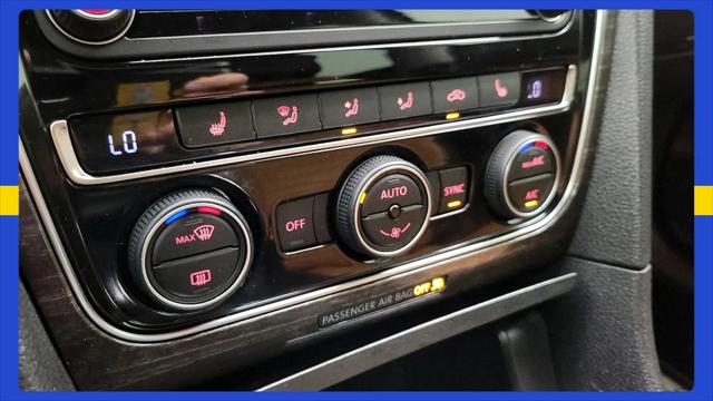 2018 Volkswagen Passat 2.0T SEL Premium