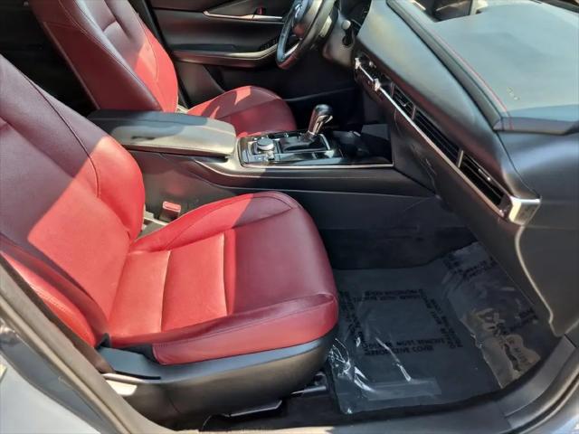 2025 Mazda CX-30 2.5 S Carbon Edition
