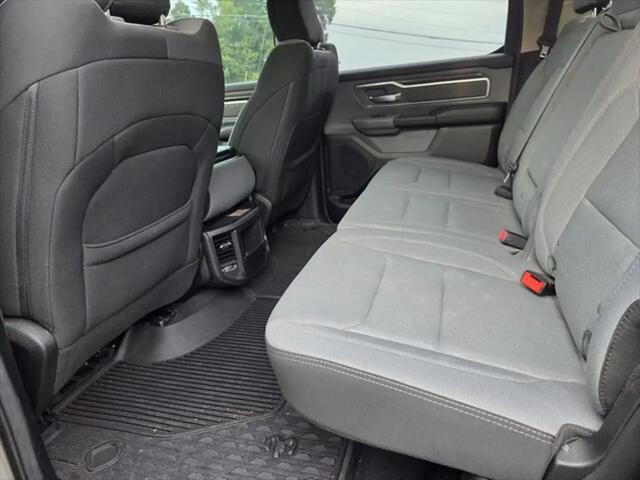 2019 Ram 1500 Big Horn/Lone Star Crew Cab 4x4 57 Box