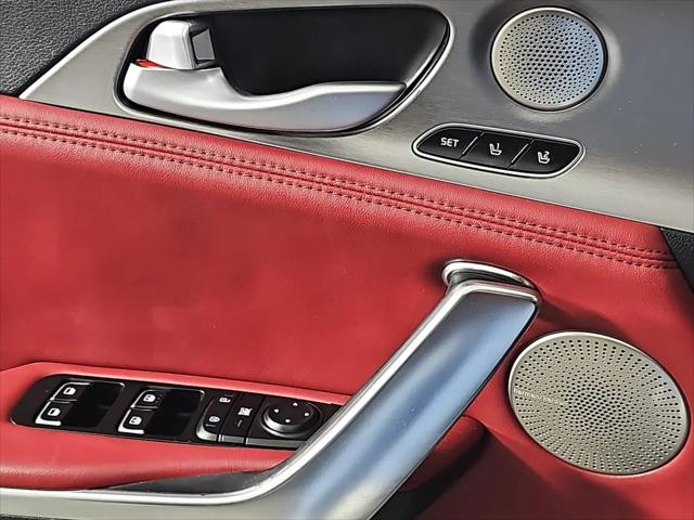 2021 Kia Stinger GT1