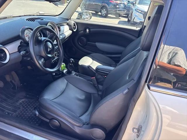 2011 MINI Cooper Cooper