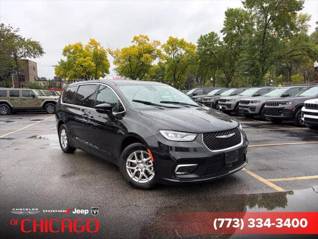 2026 Chrysler Pacifica Select for sale in Chicago, IL