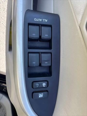 2011 Toyota Prius Two