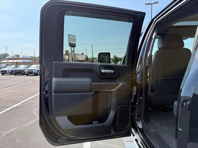 2021 GMC Sierra 2500HD 4WD Crew Cab Standard Bed Denali