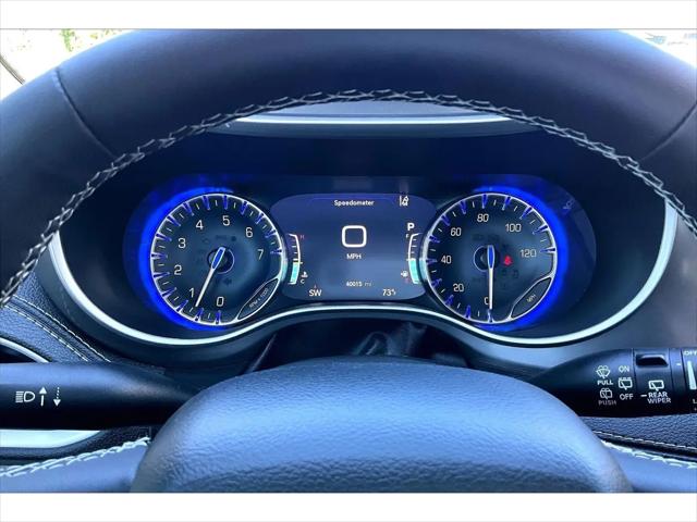 2022 Chrysler Pacifica Touring L
