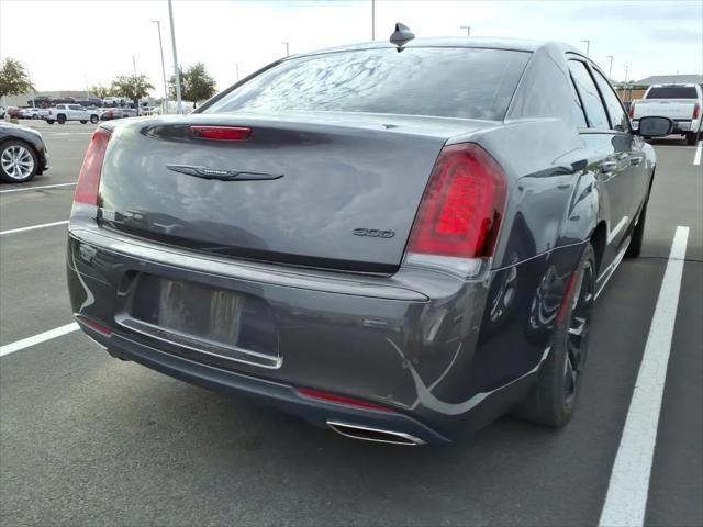 2023 Chrysler 300 Touring