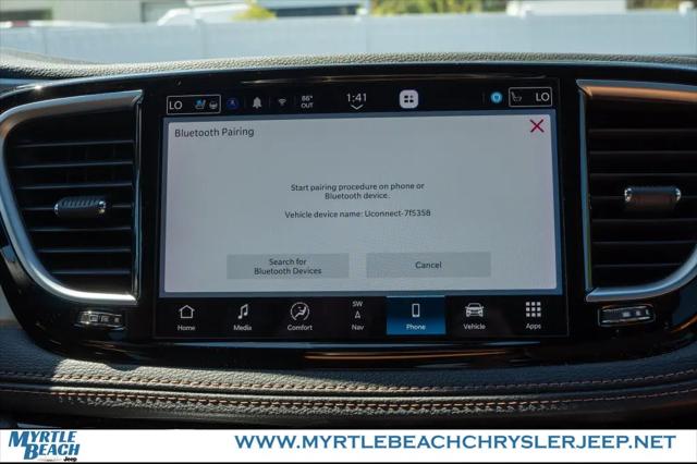 2024 Chrysler Pacifica Pinnacle