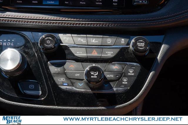 2024 Chrysler Pacifica Pinnacle