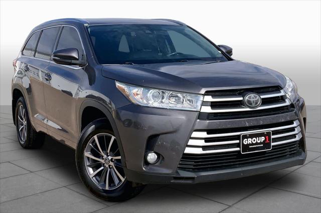 Used 2017 Toyota Highlander XLE For Sale in Lubbock, TX