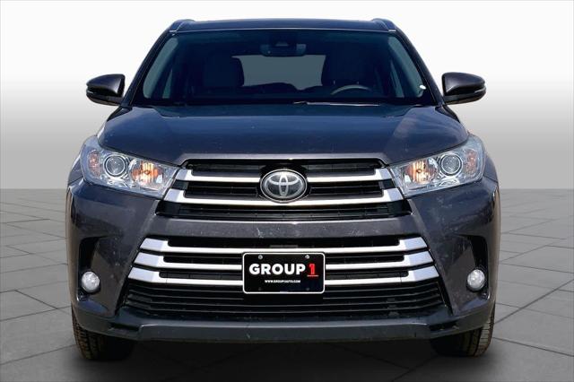 Used 2017 Toyota Highlander XLE For Sale in Lubbock, TX