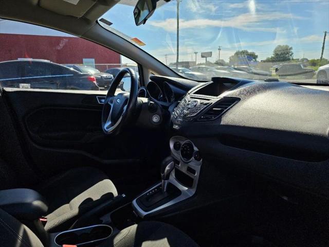 2016 Ford Fiesta SE