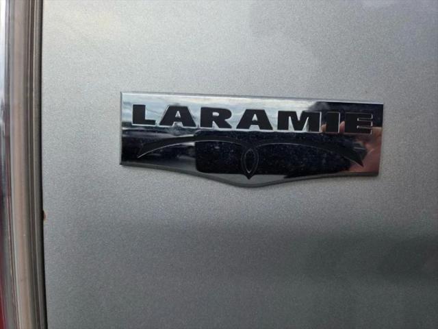 2017 Ram 1500 Laramie Crew Cab 4x4 57 Box