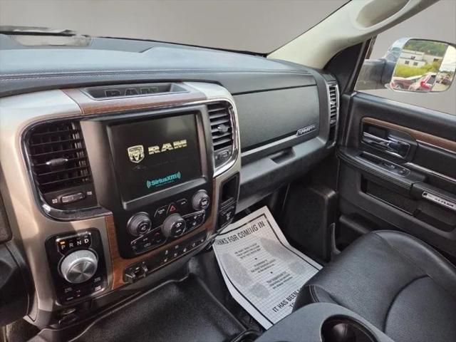 2017 Ram 1500 Laramie Crew Cab 4x4 57 Box